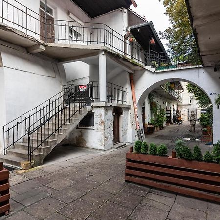 Industrial Apartment - Jewish Quarter By Upstairs Красков Екстериор снимка