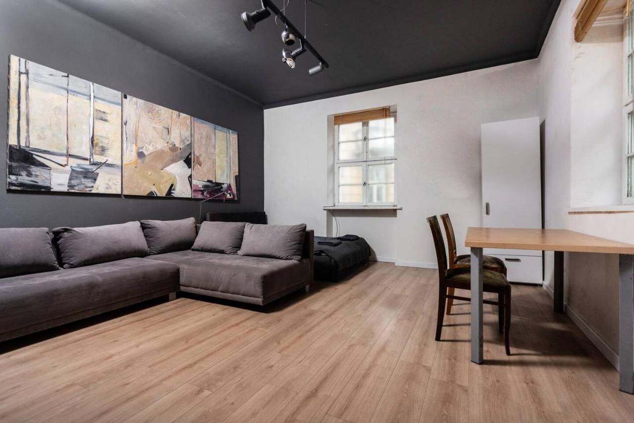 Industrial Apartment - Jewish Quarter By Upstairs Красков Екстериор снимка