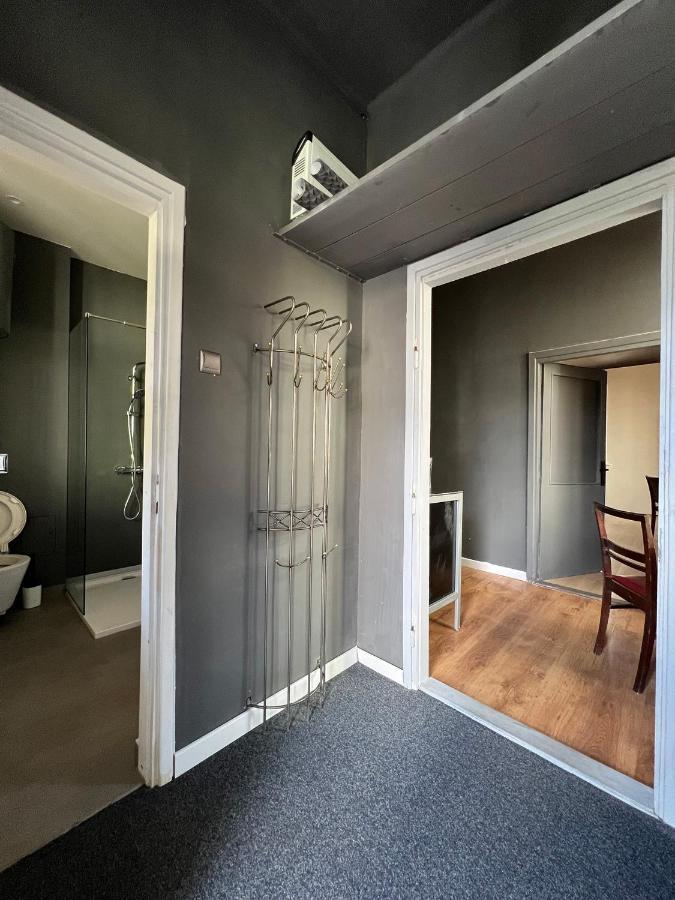 Industrial Apartment - Jewish Quarter By Upstairs Красков Екстериор снимка